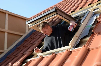 Pose de fenêtres de toit Velux à Vergetot